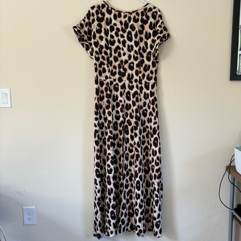 Women’s Leopard Print Maxi Dress with Deep Middle Slit. Size M